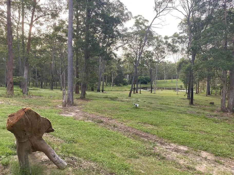 Rural Self Contained 3 Bedroom Cottage On Acreage, Landsborough Holiday home