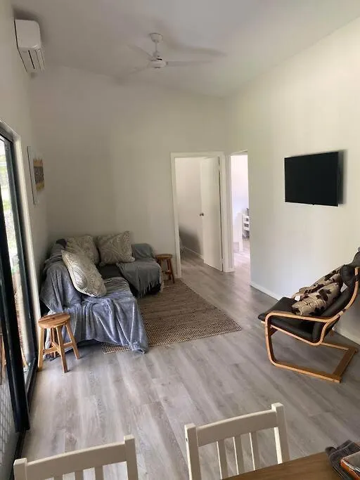 度假居 Rural Self Contained 3 Bedroom Cottage On Acreage, Landsborough
